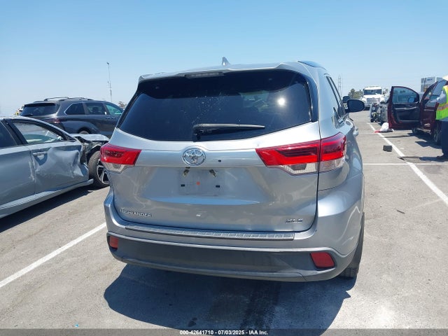 Toyota 2gr-fks 2017 5TDKZRFH8HS507575 Image 16