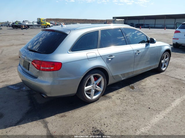 2010 AUDI A4 WAUWFAFL8AA105250 Photo 3