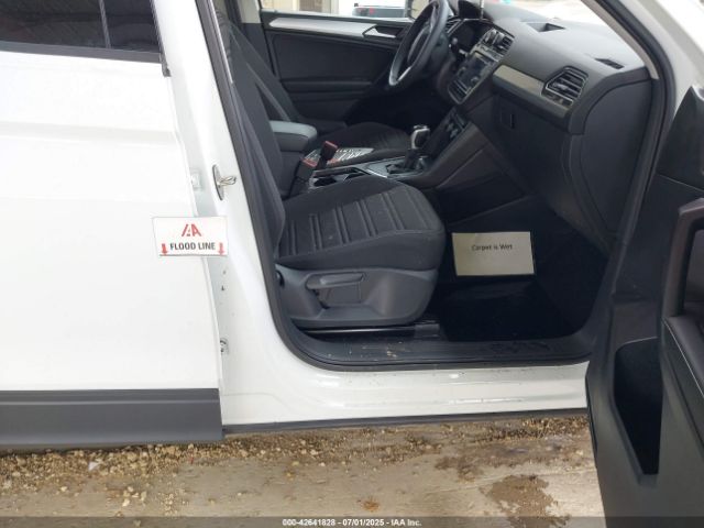 2022 VOLKSWAGEN TIGUAN 3VV1B7AX6NM070790 Photo 5