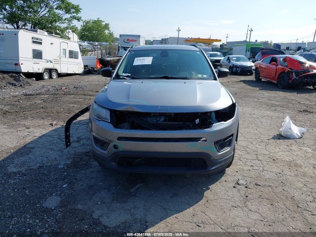 Jeep Compass 2018 3C4NJDAB4JT100231 Image 12