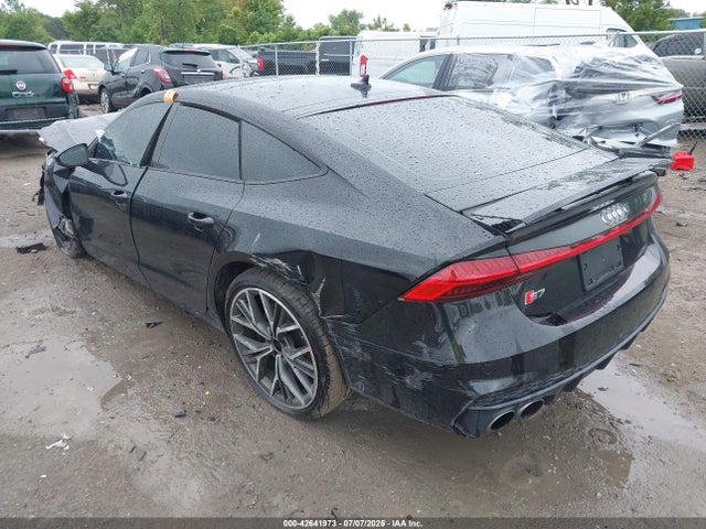 2025 AUDI S7 SPORTBACK WAURFBF26SN022033 Photo 2