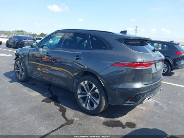 2021 JAGUAR F-PACE SADCT2FU8MA668255 Photo 2