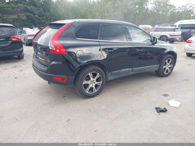 2011 VOLVO XC60 YV4902DZ6B2185185 Photo 3
