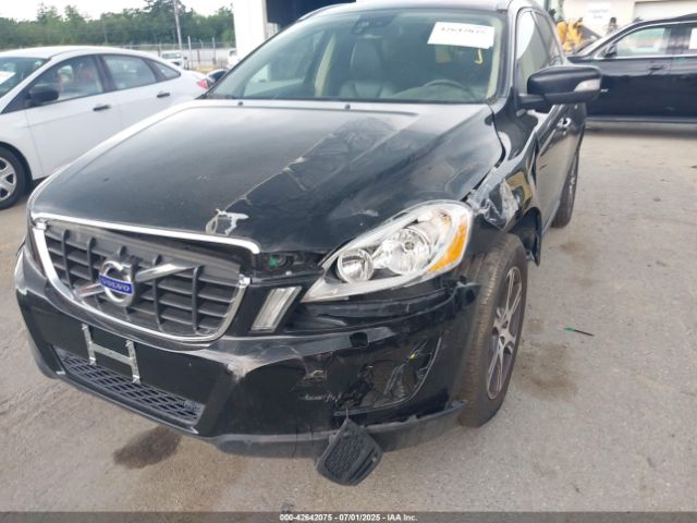 2011 VOLVO XC60 YV4902DZ6B2185185 Photo 5
