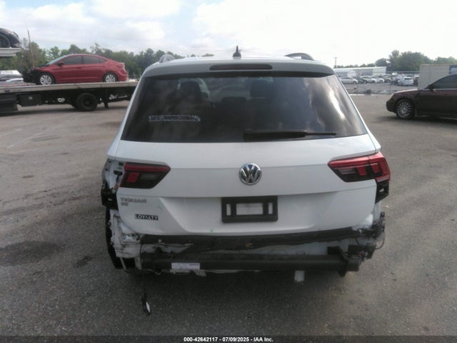 3VV3B7AX0LM047933 Volkswagen Tiguan