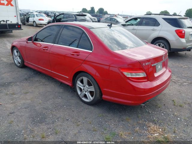 2011 MERCEDES-BENZ C 300 WDDGF8BB0BR151452 Photo 2
