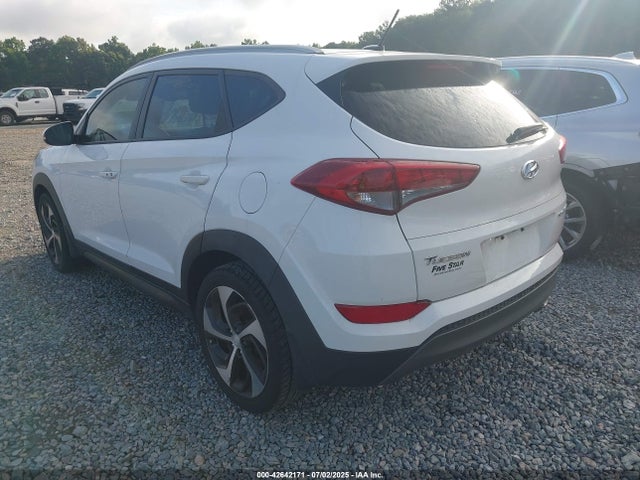 Hyundai Tucson 2016 KM8J33A24GU125224 Image 3