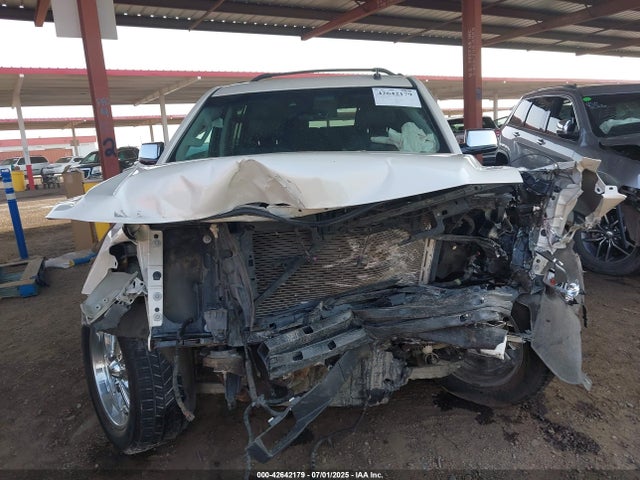 42642179 :رقم المزاد ، 1GNSKKKC1FR259159 vin ، 2015 Chevrolet Suburban 1500 Ltz مزاد بيع