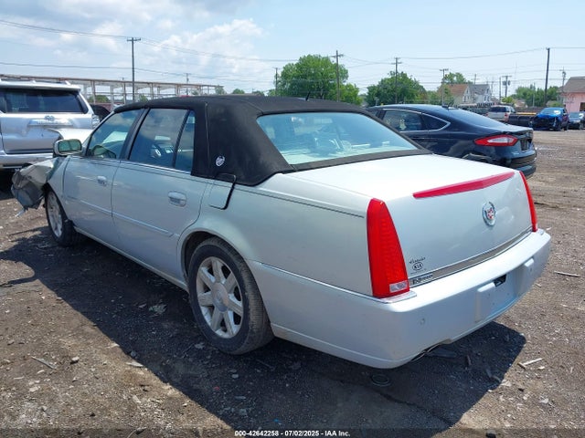 2007 CADILLAC DTS 1G6KD57Y97U114445 Photo 2