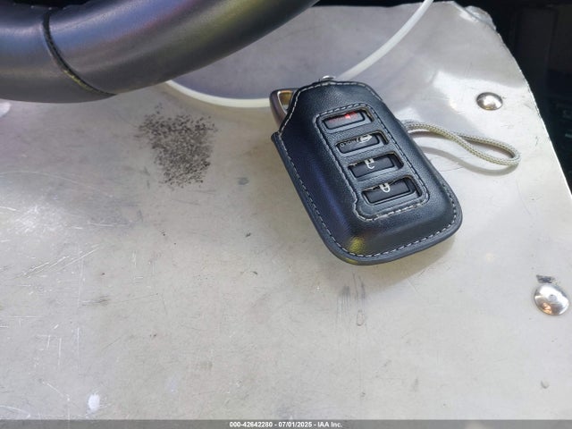 2T2ZZMCA2HC077250 Lexus 2017