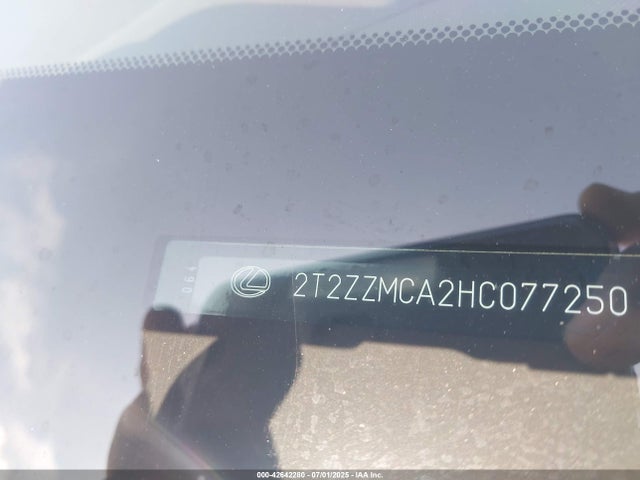 2T2ZZMCA2HC077250 Lexus 2017