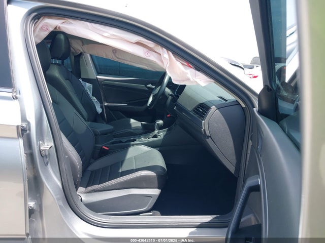 3VW7M7BU0NM001226 Volkswagen 1.5 tsi
