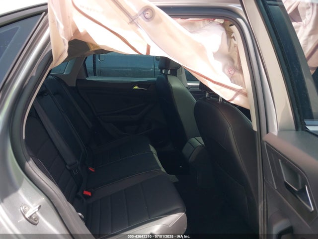 3VW7M7BU0NM001226 Volkswagen 1.5 tsi