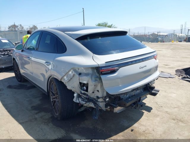 2022 PORSCHE CAYENNE COUPE WP1BA2AY7NDA49863 Photo 2