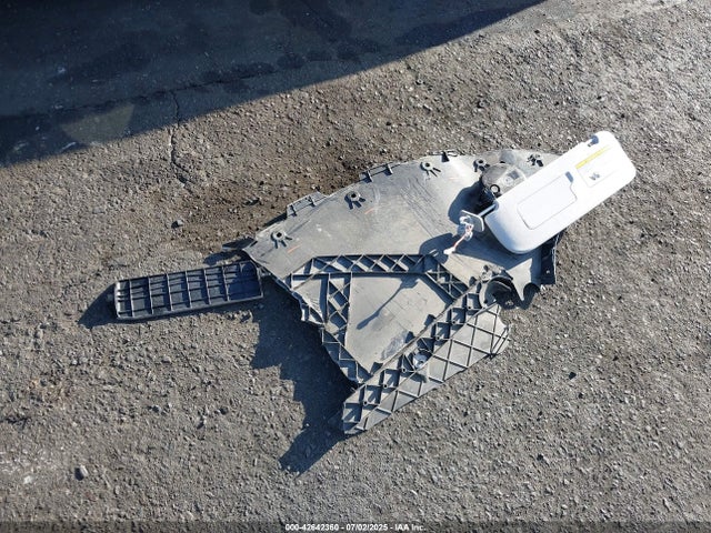 Tesla 2022 2022 5YJ3E1EB4NF164861 Image 12