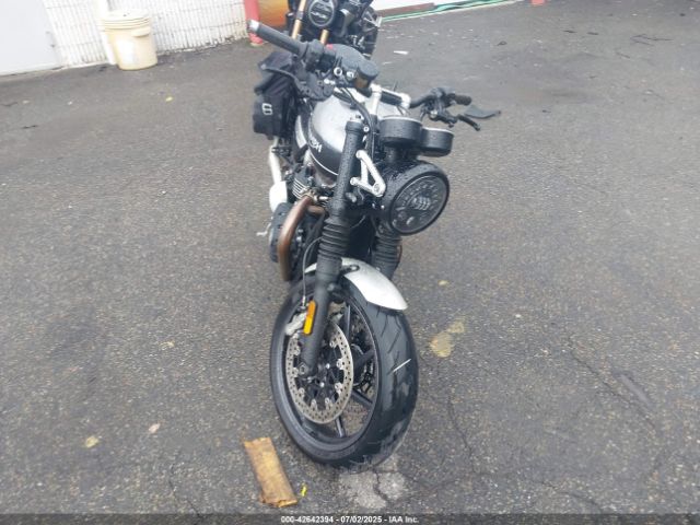 2019 TRIUMPH MOTORCYCLE SPEED TWIN SMTD54HF0KT929627 Photo 4