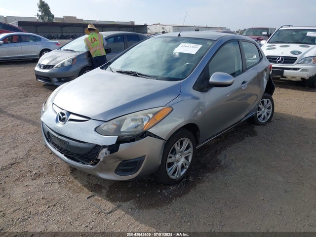 JM1DE1KZ0E0186666 Mazda zy california