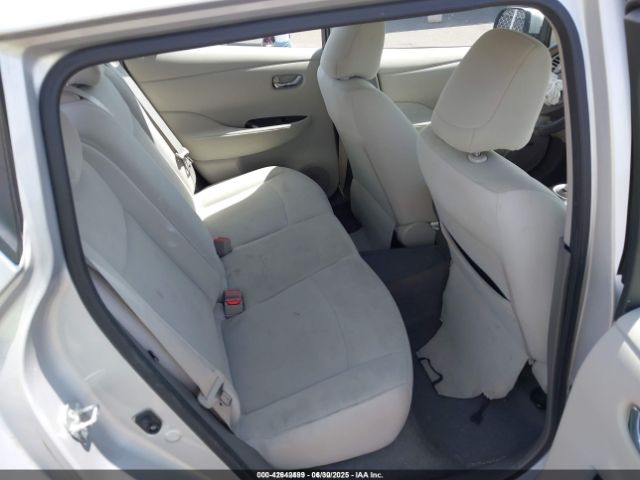 2015 NISSAN LEAF 1N4AZ0CP5FC307440 Photo 7