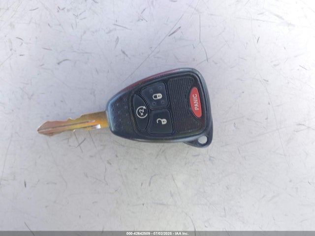 1C4NJDBBXGD729747 Jeep 2016