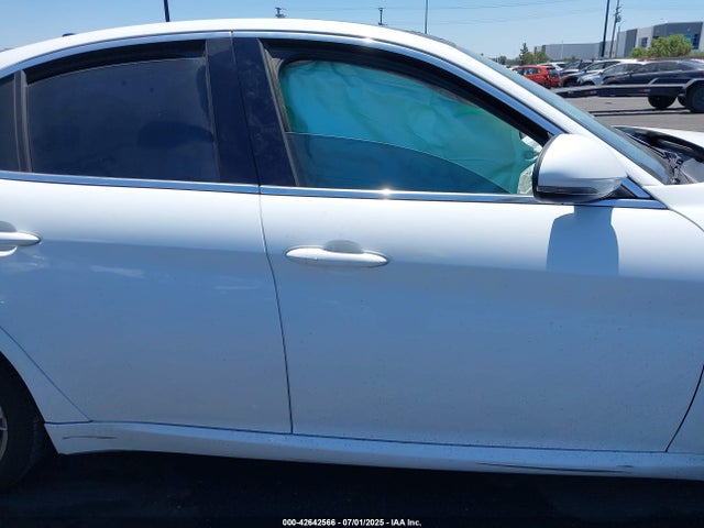 Alfa Romeo giulia (952) 2018 ZARFAEEN9J7572028 Image 13