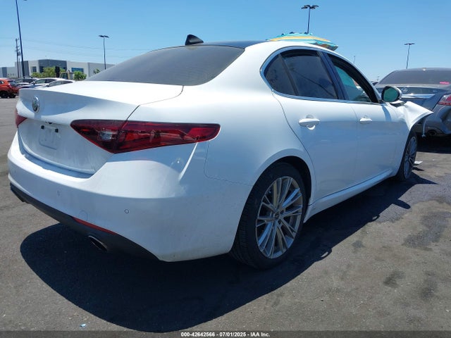 Alfa Romeo giulia (952) 2018 ZARFAEEN9J7572028 Image 4