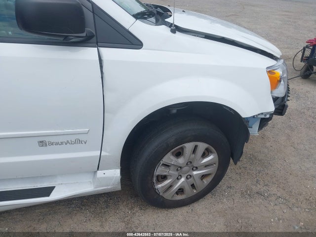 Dodge 2017 2017 2C7WDGBG3HR711603 Image 18