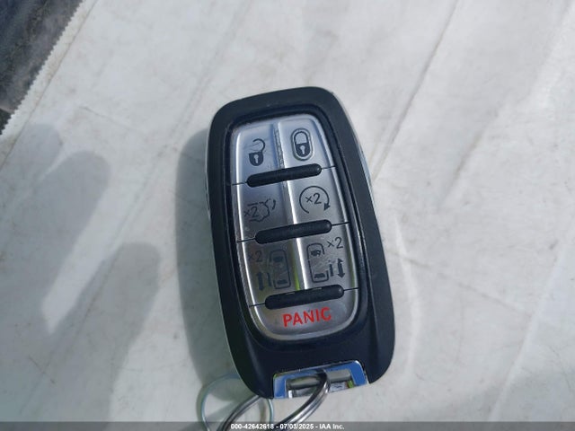 2021 CHRYSLER PACIFICA HYBRID 2C4RC1L75MR581309 Photo 10