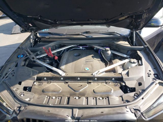 2025 BMW X5 5UX13EU00S9Y00376 Photo 9