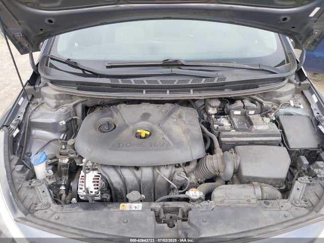KNAFX4A62G5554831 KIA mpi nu