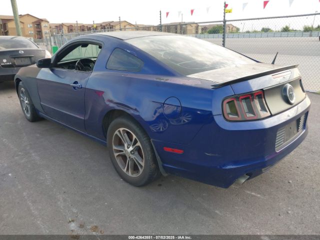 2014 FORD MUSTANG 1ZVBP8AM7E5287817 Photo 2