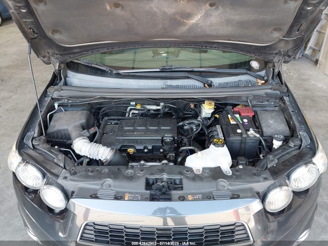 1G1JE6SBXF4202880 Chevrolet LUV