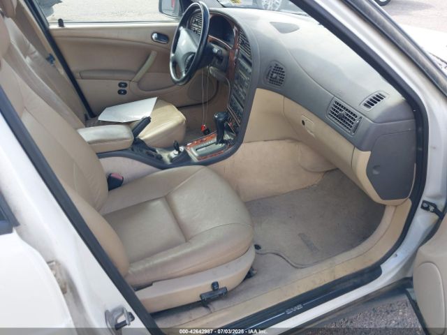 2001 SAAB 9-5 YS3ED48E913016658 Photo 4