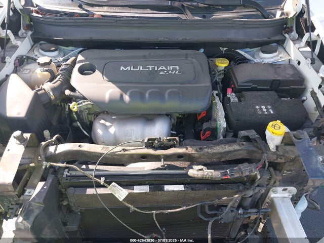 1C4PJLAB7HW502798 Jeep 2017