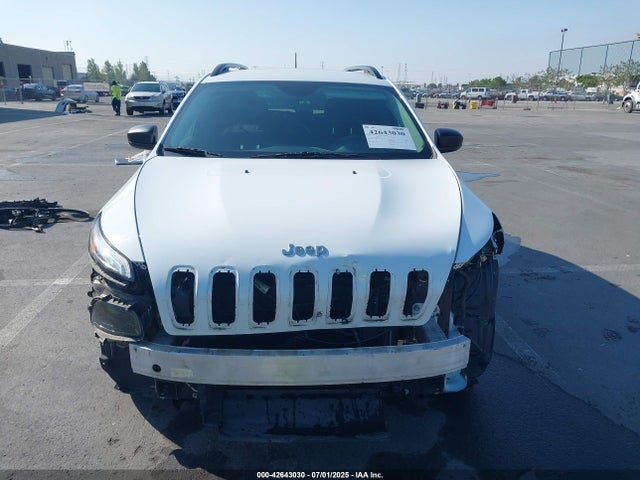 1C4PJLAB7HW502798 Jeep 2017