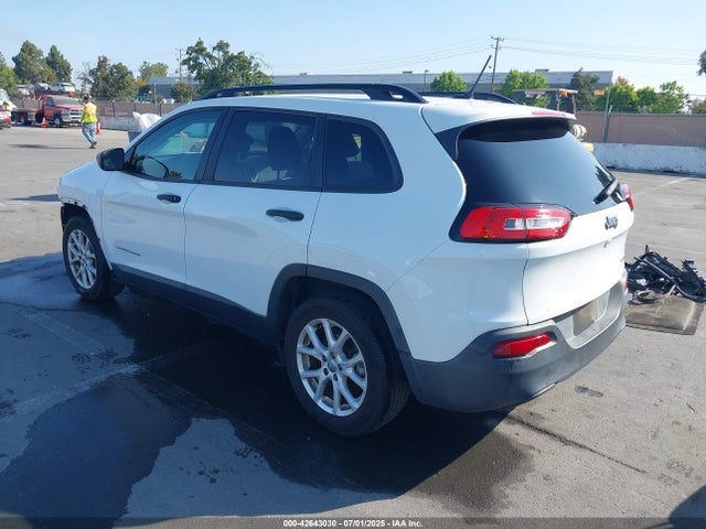 1C4PJLAB7HW502798 Jeep 2017