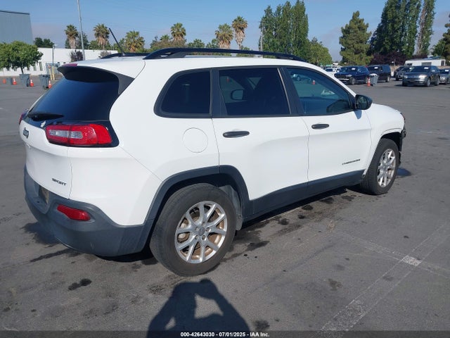 1C4PJLAB7HW502798 Jeep 2017