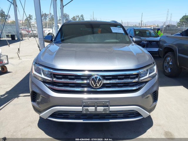 1V2JC2CA0NC230413 Volkswagen tsi