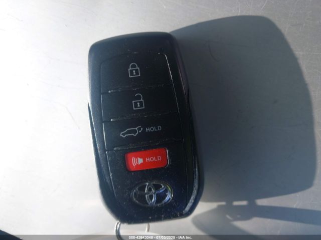 2022 TOYOTA COROLLA CROSS 7MUDAAAG7NV024323 Photo 10