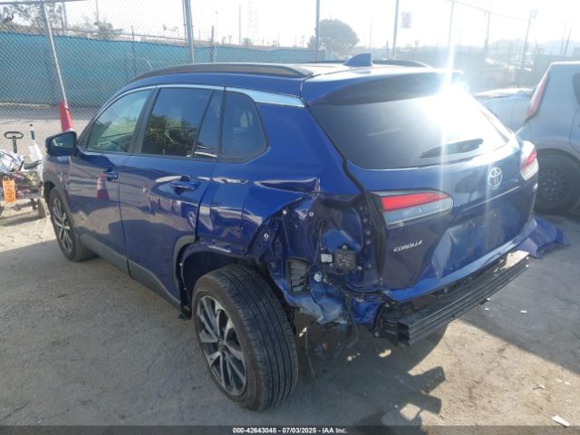 2022 TOYOTA COROLLA CROSS 7MUDAAAG7NV024323 Photo 2