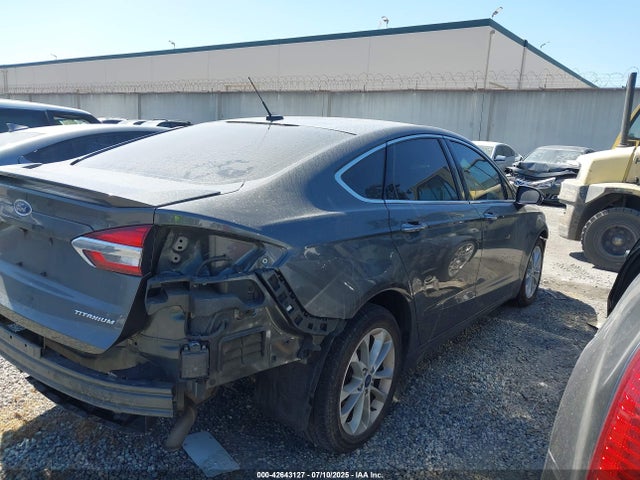 Ford 2019 2019 3FA6P0SUXKR177542 Image 4