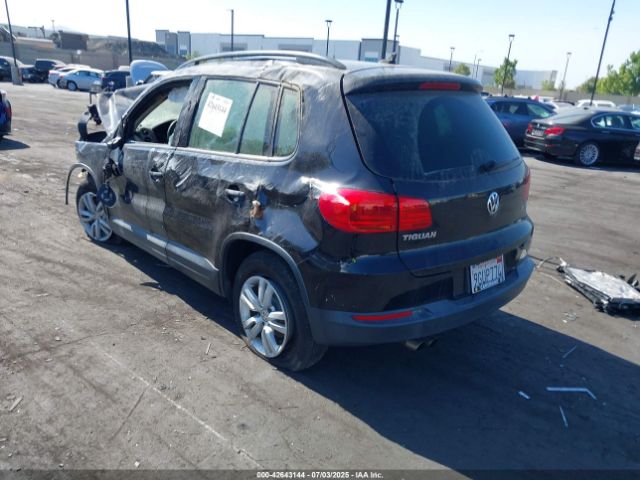 2015 VOLKSWAGEN TIGUAN WVGAV7AX5FW589865 Photo 2