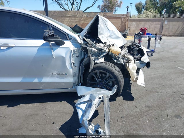 Ford 2.0l 4v atk hev 2018 3FA6P0LU8JR124318 Image 12