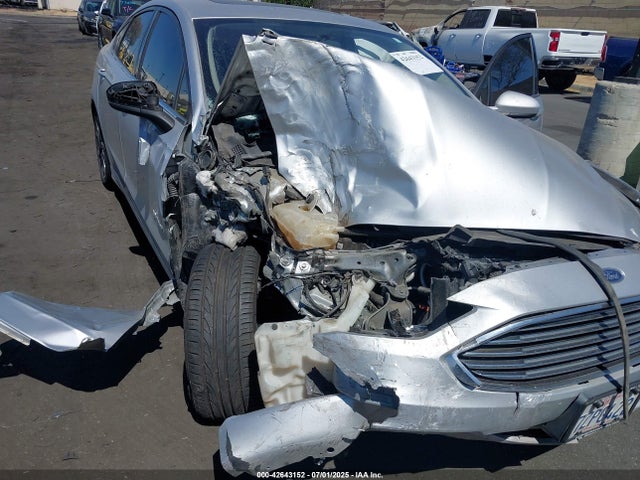 Ford 2.0l 4v atk hev 2018 3FA6P0LU8JR124318 Image 18