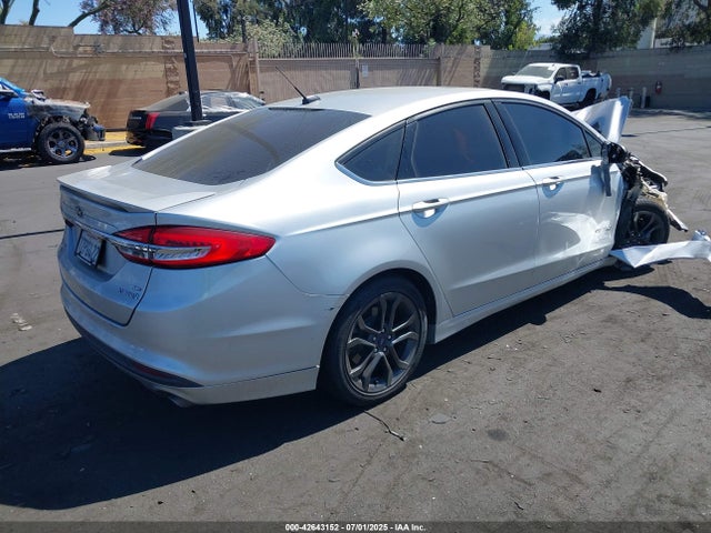 Ford 2.0l 4v atk hev 2018 3FA6P0LU8JR124318 Image 4