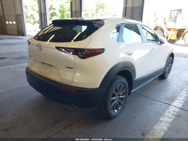 Mazda py 2021 3MVDMBAL0MM233386 Image 4