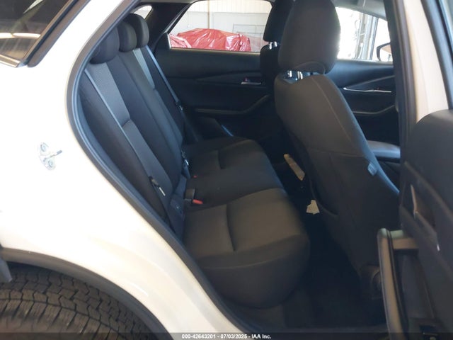 Mazda py 2021 3MVDMBAL0MM233386 Image 8