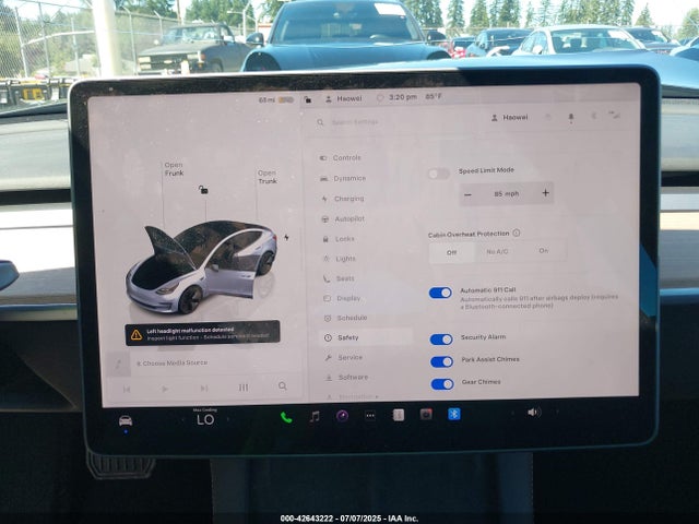 5YJ3E1EB1NF237216 Tesla 2022