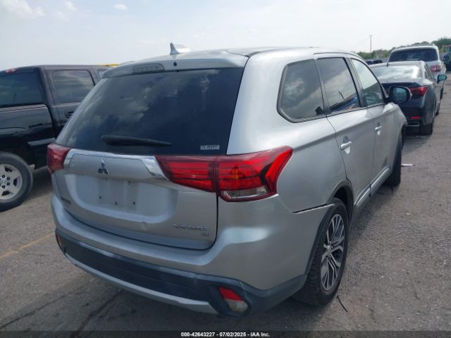 2018 MITSUBISHI OUTLANDER JA4AZ3A36JZ044824 Photo 3