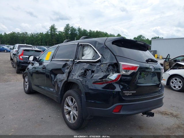 5TDBKRFH1FS217387 Toyota 2gr-fe