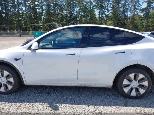 Tesla 2023 2023 7SAYGDEE2PF877078 Image 15